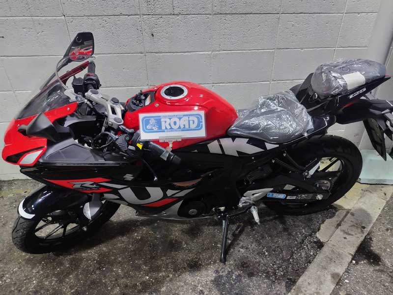 SUZUKIスズキ【GSX-R125】
